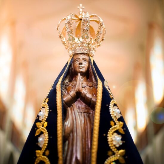 A Padroeira do Brasil: História e Devoção a Nossa Senhora Aparecida